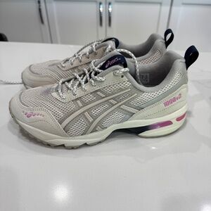 ASICS Oatmeal/Oster Grey Gel 1090v2